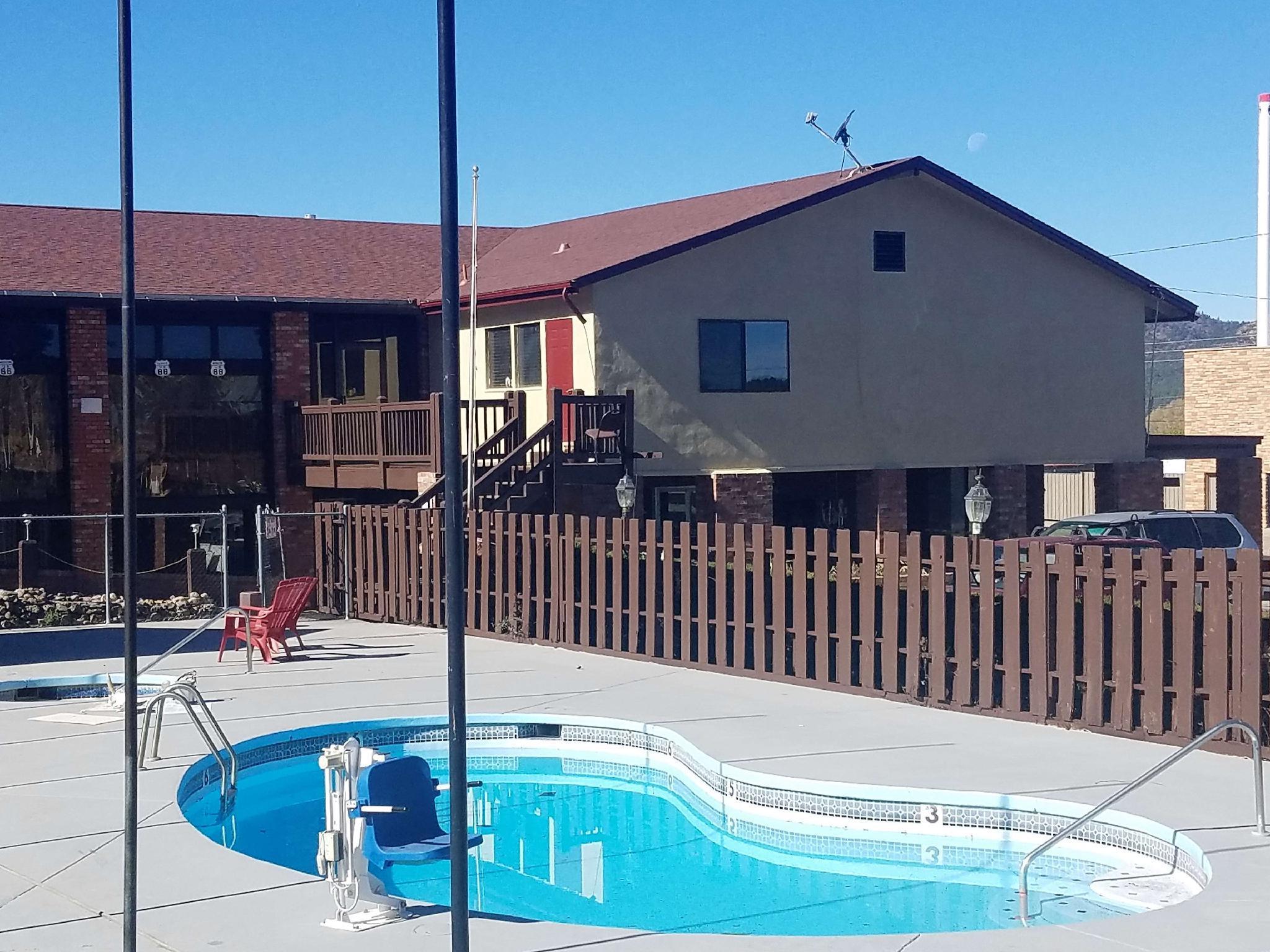 Red Roof Inn Plus+ Williams - Grand Canyon Exterior photo