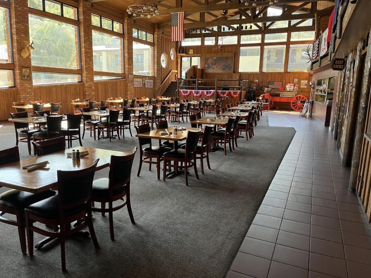 Red Roof Inn Plus+ Williams - Grand Canyon Exterior photo