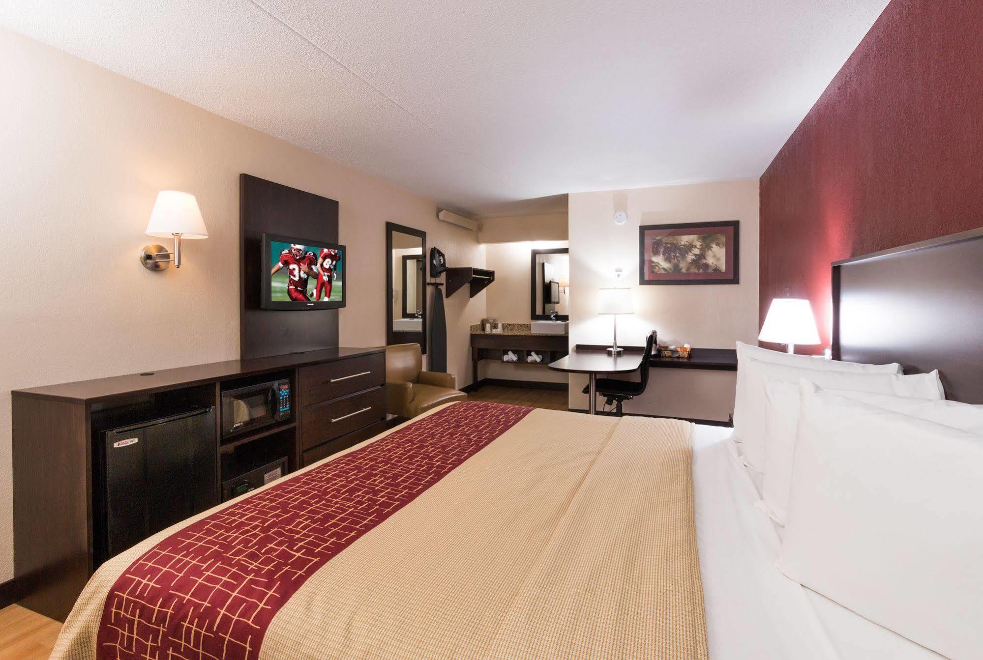 Red Roof Inn Plus+ Williams - Grand Canyon Exterior photo
